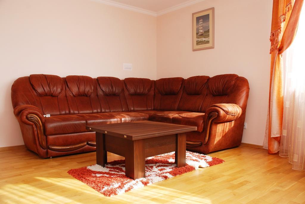 Kiev Pozniaky Apartment Room photo